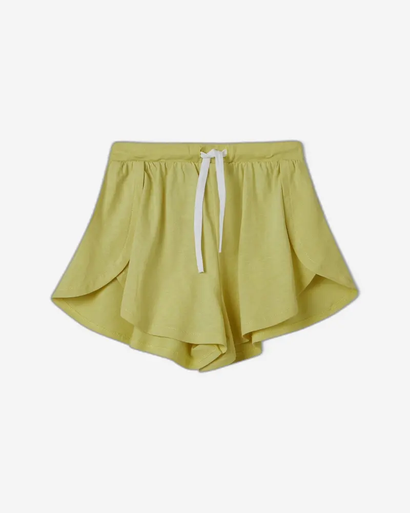 Active-Style Shorts With Side Slits For Enhanced Mobility 1