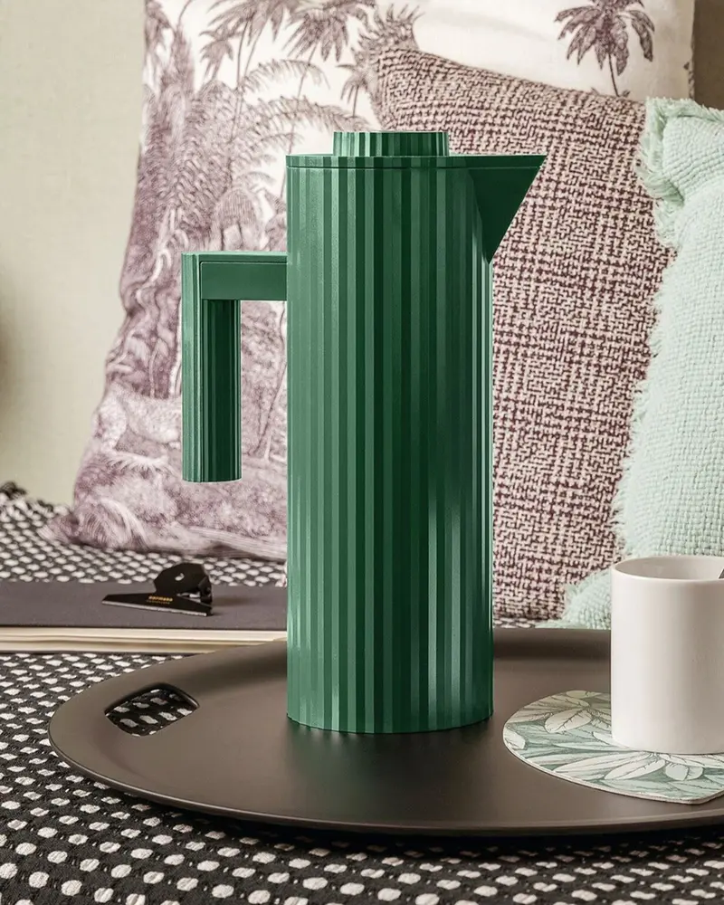 Alessi Plisse Vacuum-Insulated Glass Jug – Graphite (Mdl12Gr_Asi) 1