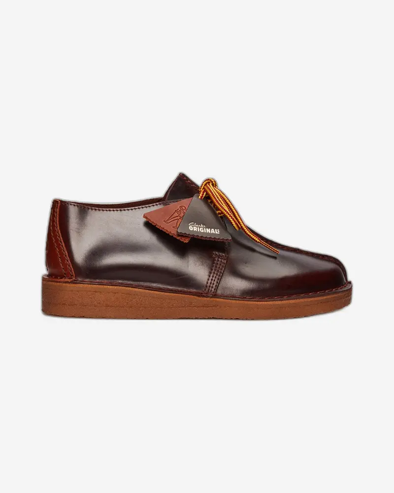 Clarks Dsrt Trek Hiker – Rugged Desert-Inspired Hiking Shoe, Standard Fit 1