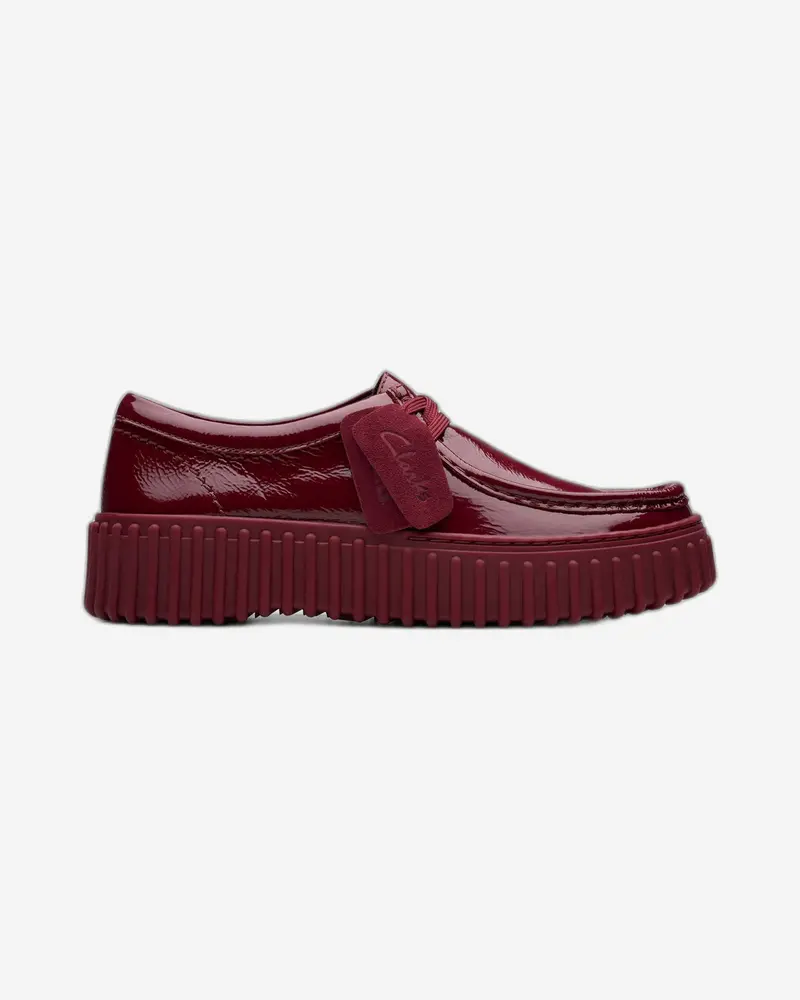 Clarks Torhill Bee Comfort-Focused Casual Shoes – Standard Fit 1