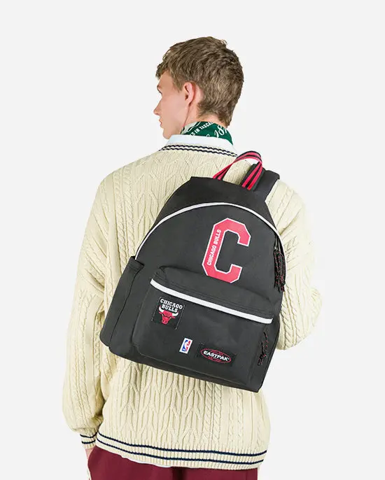 Eastpak Chicago Bulls Daypack – Authentic Nba Team Backpack 1
