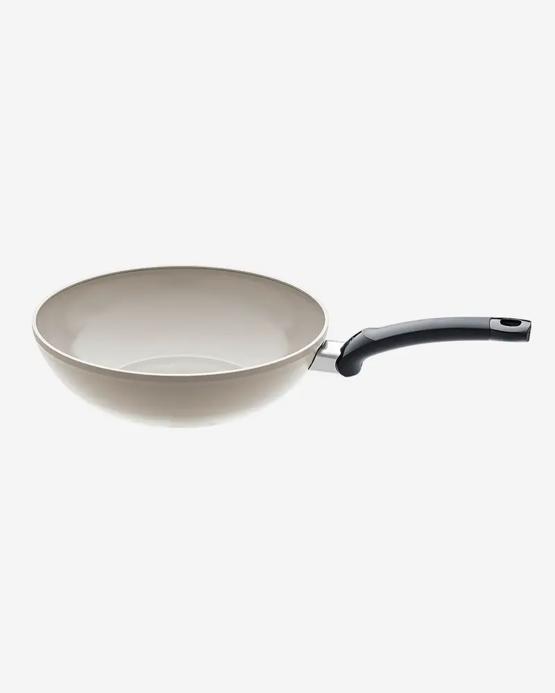 Fissler Ceratal 30 Cm Ceramic Wok With Ergonomic Handle 1