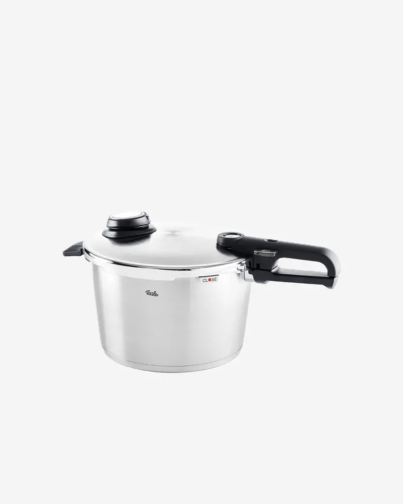 Fissler Vitavit Premium S4 Pressure Cooker (4.5 L) With Perforated Insert 1