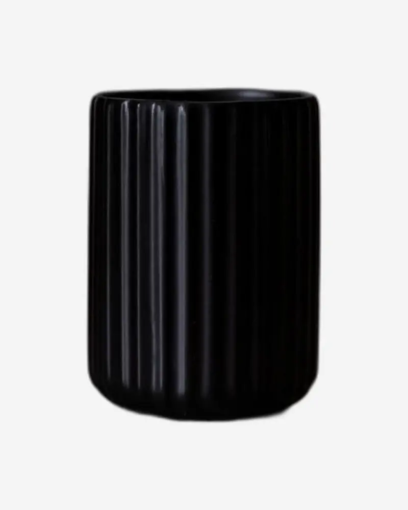 Nordico Black-Line Ceramic Coffee Mug – Modern Matte Finish 1